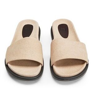 NWOT 8 By YOOX Men’s Beige Canvas Slide Sandals